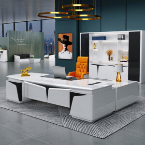 Innovative Lacquered Executive Desk - Maoters