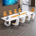 Stylish Lacquered Conference Table - Maoters